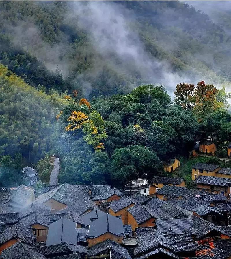 前任出车祸为啥我的杯子会碎呢？游戏画面